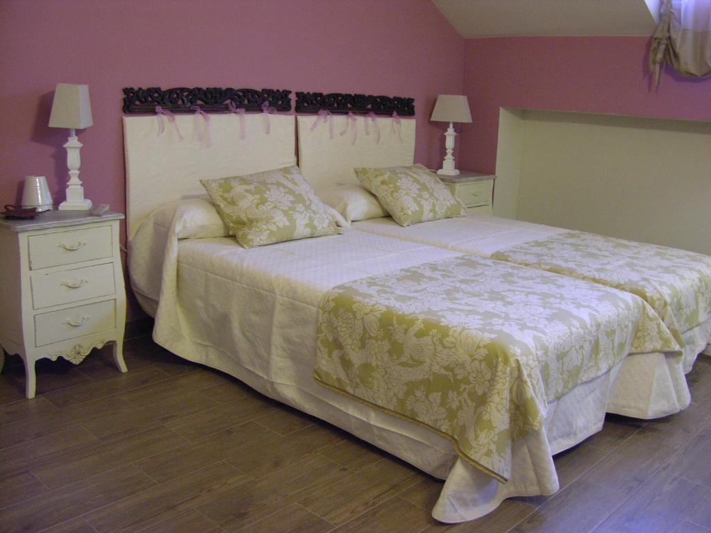 Albus Albi Guest House Colmenar del Arroyo Room photo